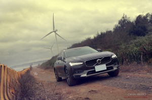 (chujy) Volvo V90 Cross Country 眼光獨到，跨界優選