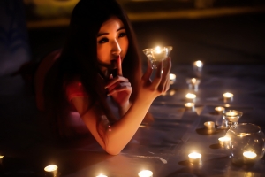燭光-鋼絲絨