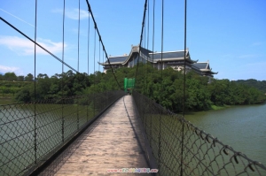 新竹北埔峨嵋湖跟彌勒佛