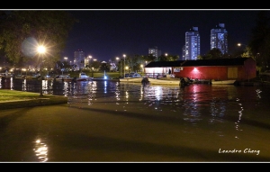 EOS M測試: 01 夜景手持拍攝 (Leandro)