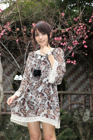 Nina 小布