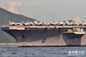 美國海軍最先進核動力航空母艦列根號訪問香港