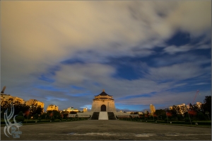 中正紀念堂．日出雲彩