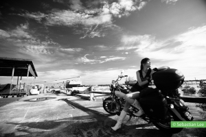 我和瑛妹妹騎機車去河邊