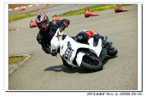 東吳機烤會旋轉摔車五連拍