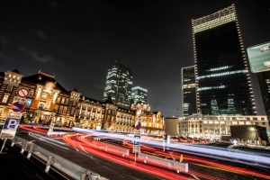 東京駅の夜
