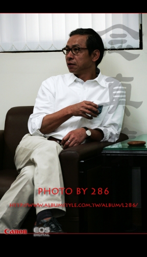 1D2  台灣念真情--吳念真
