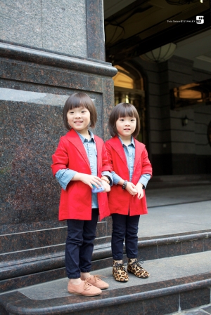 雙寶 來也~  路上蹓躂 隨拍