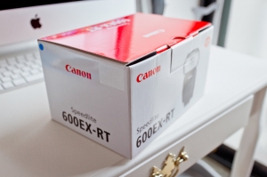 [EOS M] Canon 600EXRT 遲來的開箱照～～