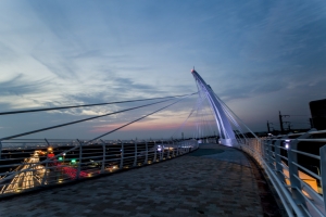 清泉崗陸橋