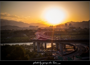 新店陽光橋  by 鄉民 