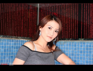 (我換圖床了)2009-03-24 女王的性感照(三月份)-1