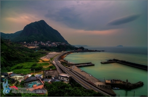九份黃金山城．Ｃ型彎車軌