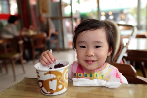 我的寶貝女兒小紜(黃蝶翠谷)
