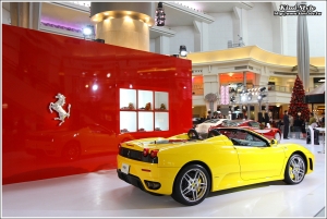 Ferrari in Taipei 101-F430  Spider