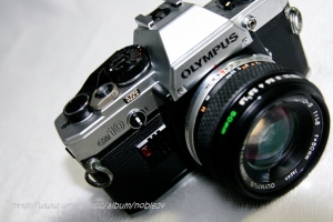OLYMPUS OM10