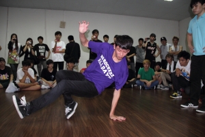 dance battle