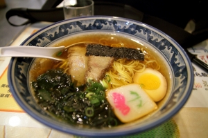 醬油拉麵