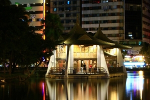 台中公園 湖心亭