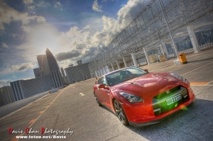 NISSAN RED GT-R35