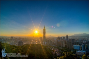 台北101．萬丈霞光