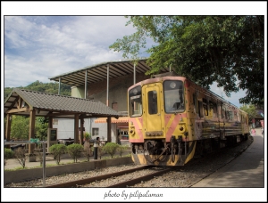 :::  十分幸福  very happy  :::   by   鄉民