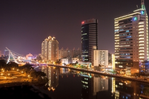 安平運河夜景