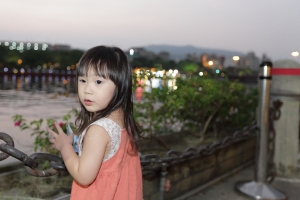 我的寶貝女兒小紜(愛河)