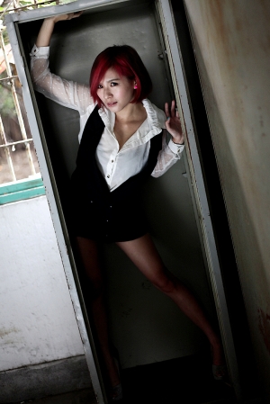 有多久沒拿起50 1.8了?&nbsp;&nbsp; 民生警局外拍