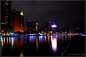 高雄愛河夜拍