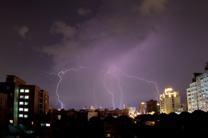 台中的閃電