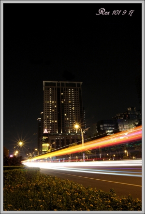 夜拍新板特區