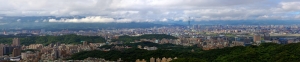 碧山巖望台北