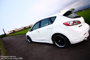 New Mazda 3外拍