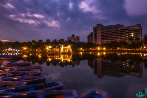 台中公園 湖心亭~日與夜