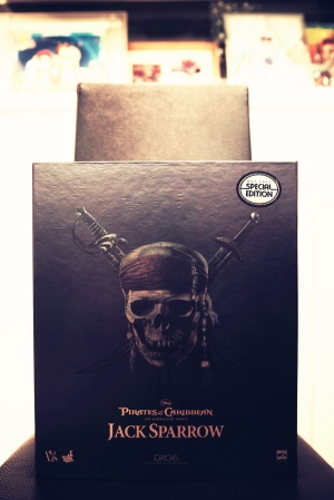 Hot Toys 加勒比海盜 "Captain Jack Sparrow"