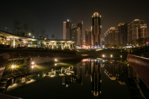台中秋紅谷夜景