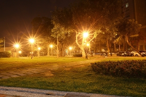 [Lily踢兔i]愛河之心+真愛+光榮碼頭夜拍 by 16-35mm F2.8 L