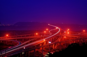 秋の 中港系統交流道 - 雜工