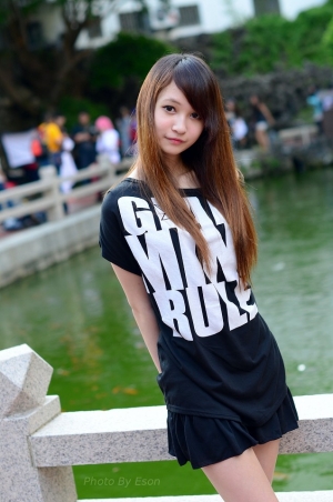 吳園--隨拍美少女