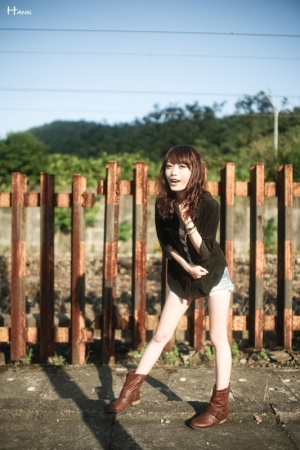 LESLEY 冬山遊