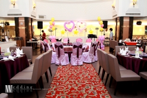 歡樂耶誕氣氛的婚禮