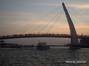 情人節的情人橋夕陽