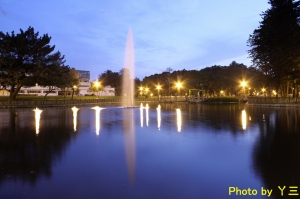 ▲很不像台北ㄉ寧靜夜色▼艋舺青年公園