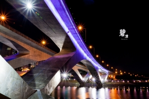 碧潭橋一張流 by Dino