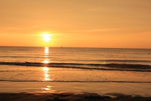 新手試拍夕陽&nbsp;&nbsp;(竹北新月沙灘)