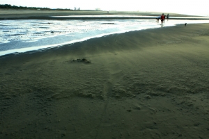 新月沙灣火燒夕陽~~