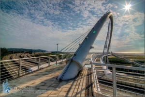 豎琴橋．日落雲係光車軌