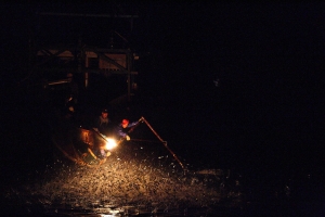 沒有拍得很成功的金山蹦火船