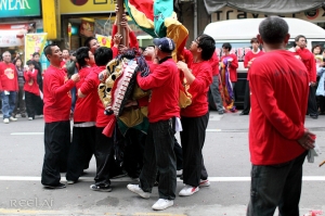 ２０１１．元宵.基隆．慶安宮炮獅　　３５L拍